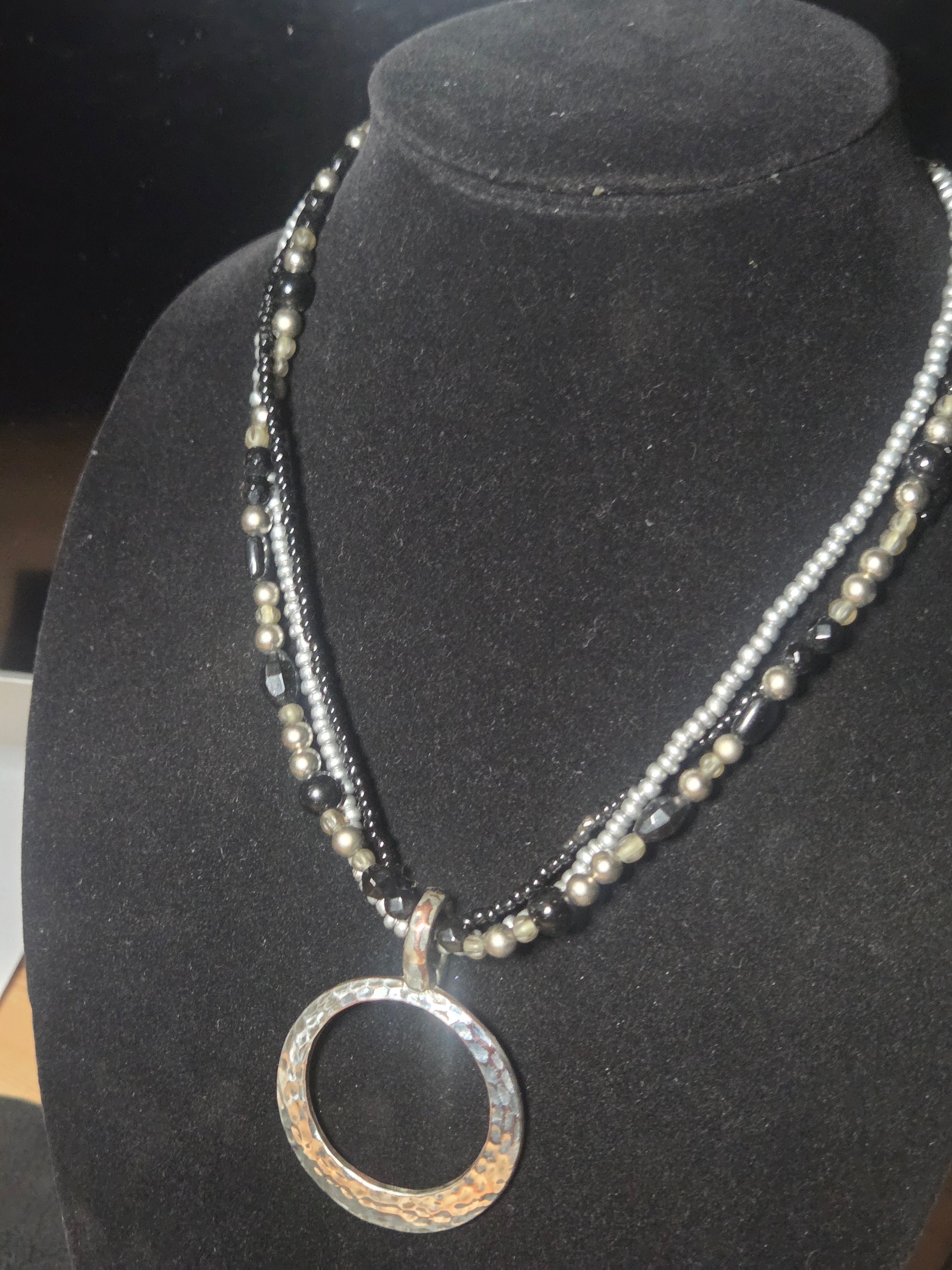 Handmade Hammered Sliver Hoop Pendant Necklace