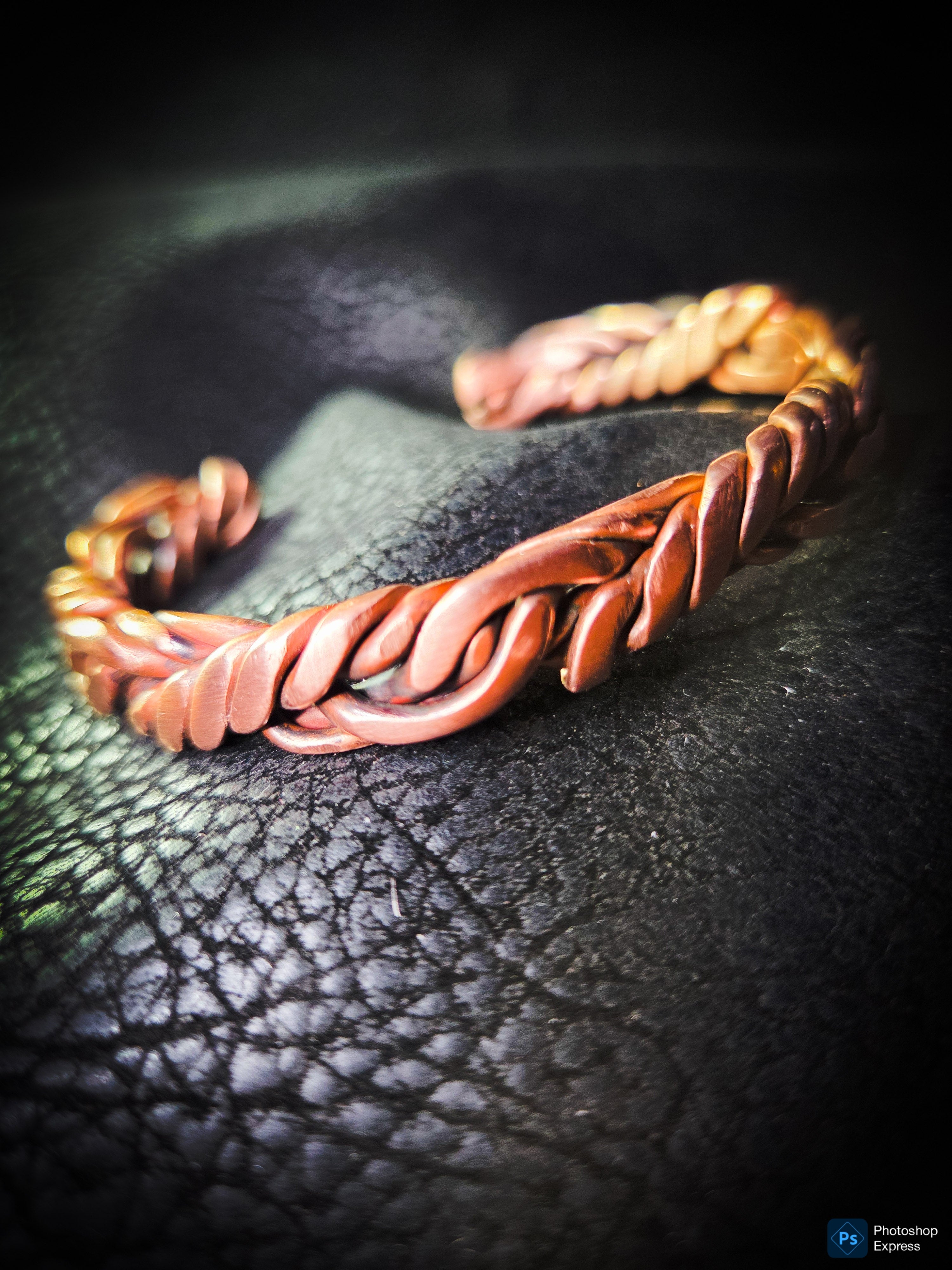 One-of-a-Kind Copper Wire Bracelet –