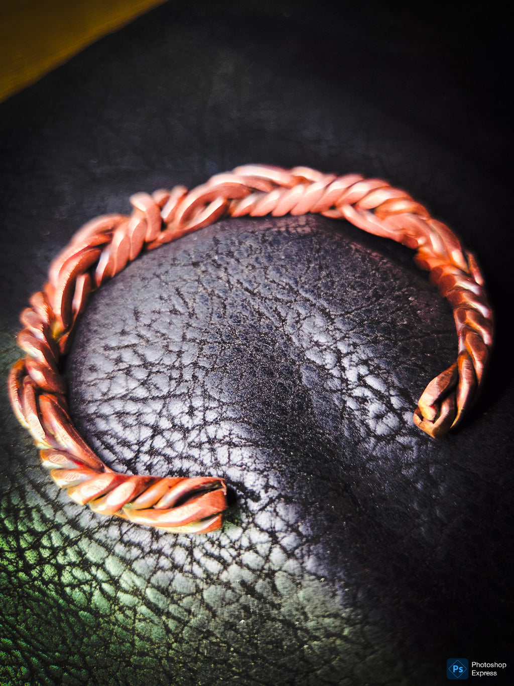 One-of-a-Kind Copper Wire Bracelet –