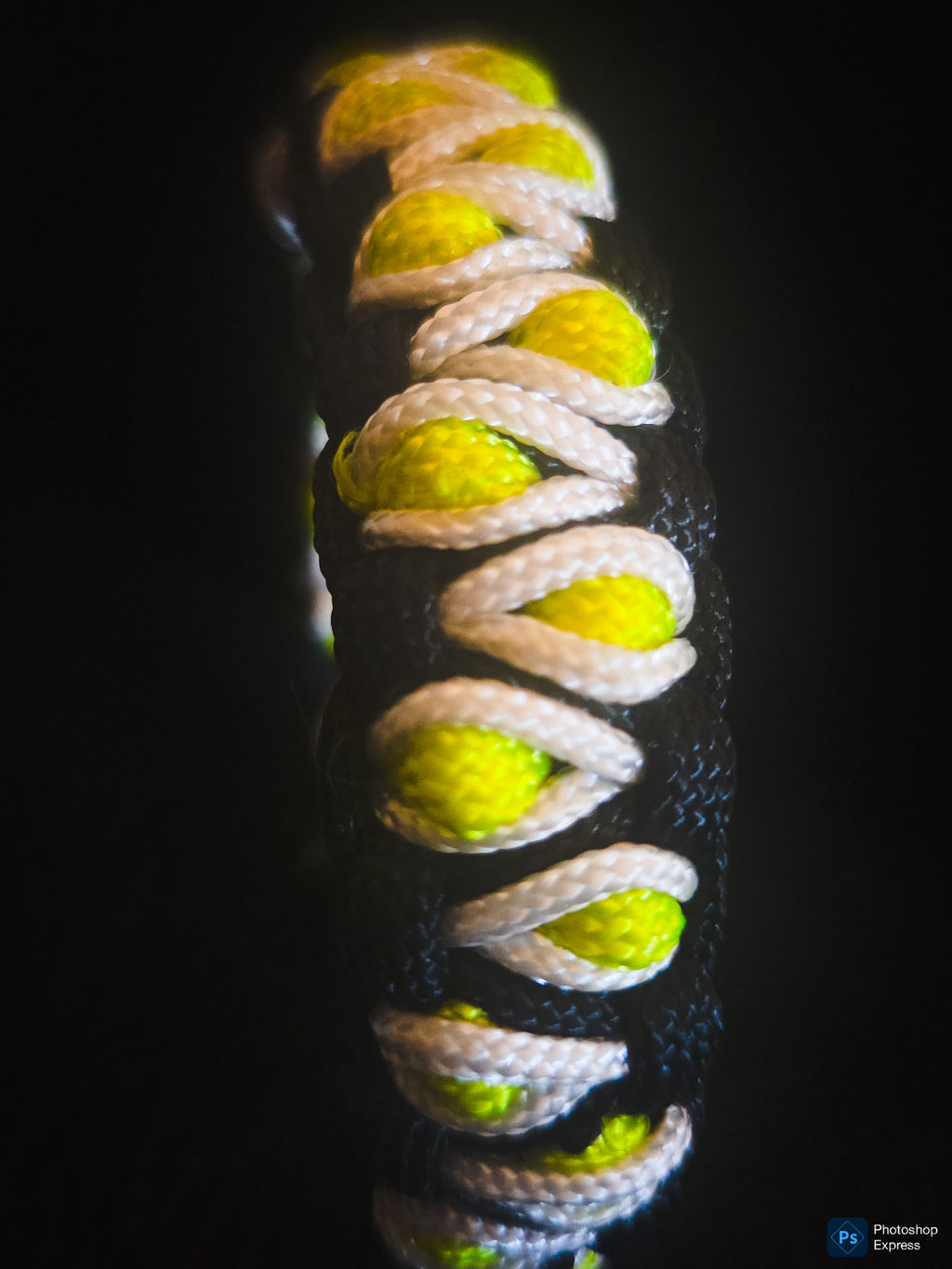 Handmade Dragon Eye Paracord Bracelet – Bold 7” Survival-Style Wristwear