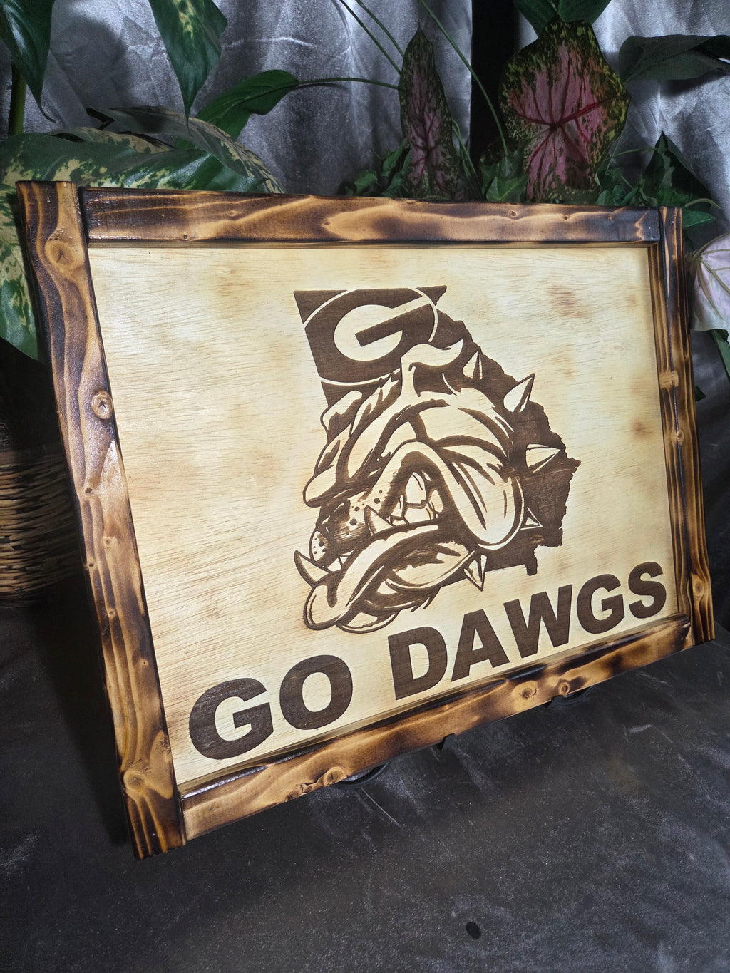 🔥 Handmade “Go Dawgs” Rustic Wall Art – One of a Kind 🔥 - Blueye Designs