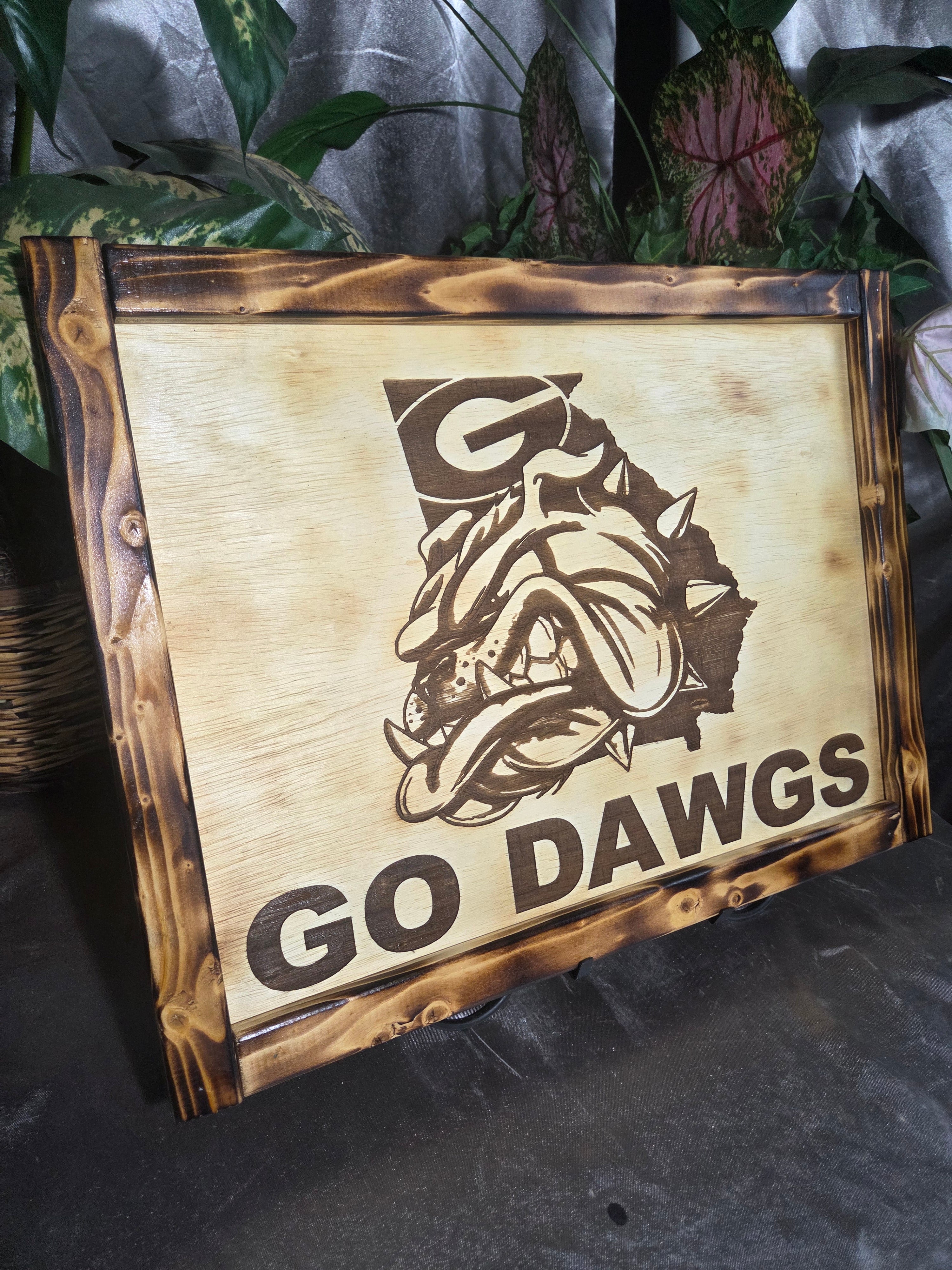 🔥 Handmade “Go Dawgs” Rustic Wall Art – One of a Kind 🔥 - Blueye Designs