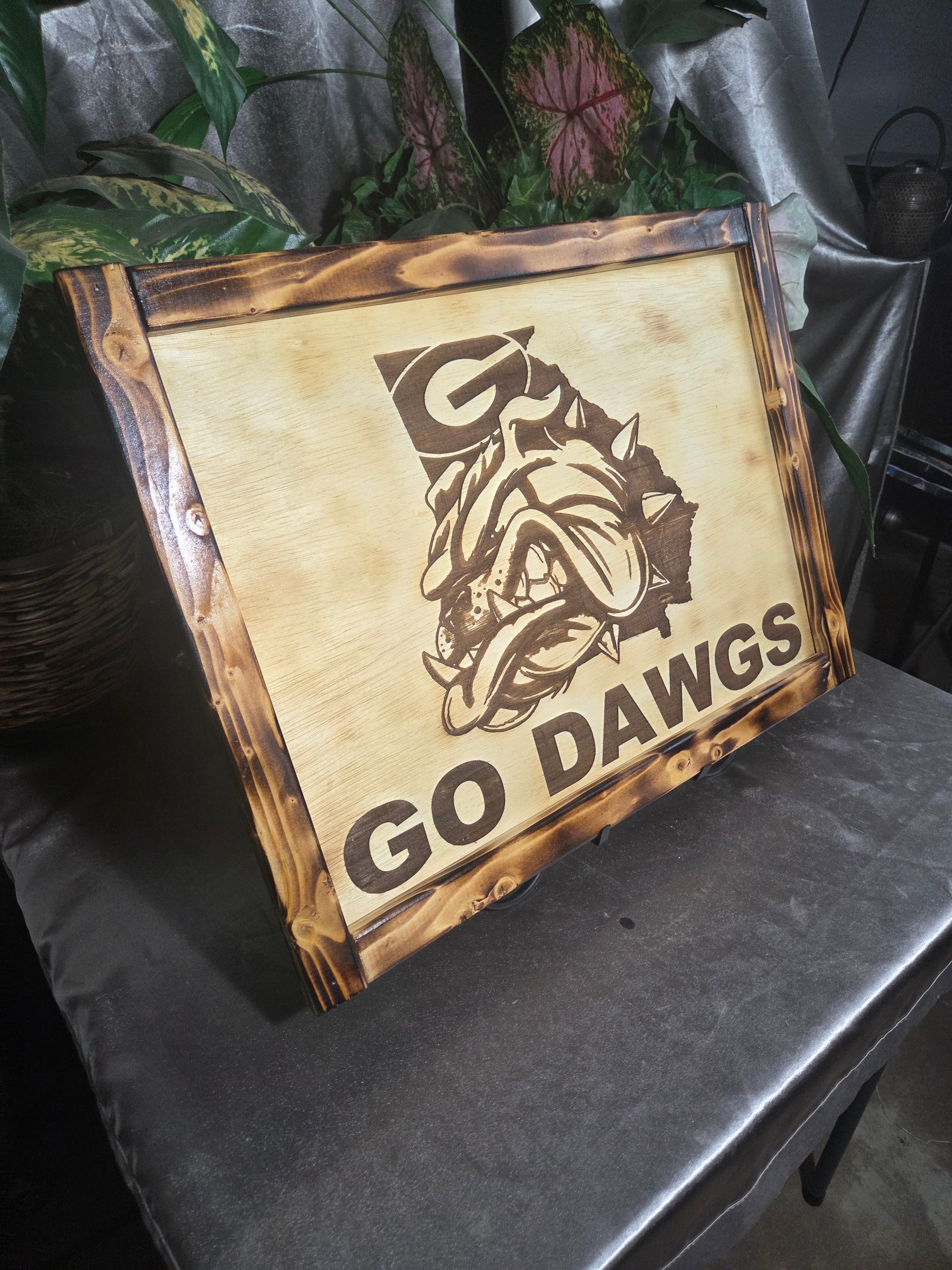 🔥 Handmade “Go Dawgs” Rustic Wall Art – One of a Kind 🔥 - Blueye Designs