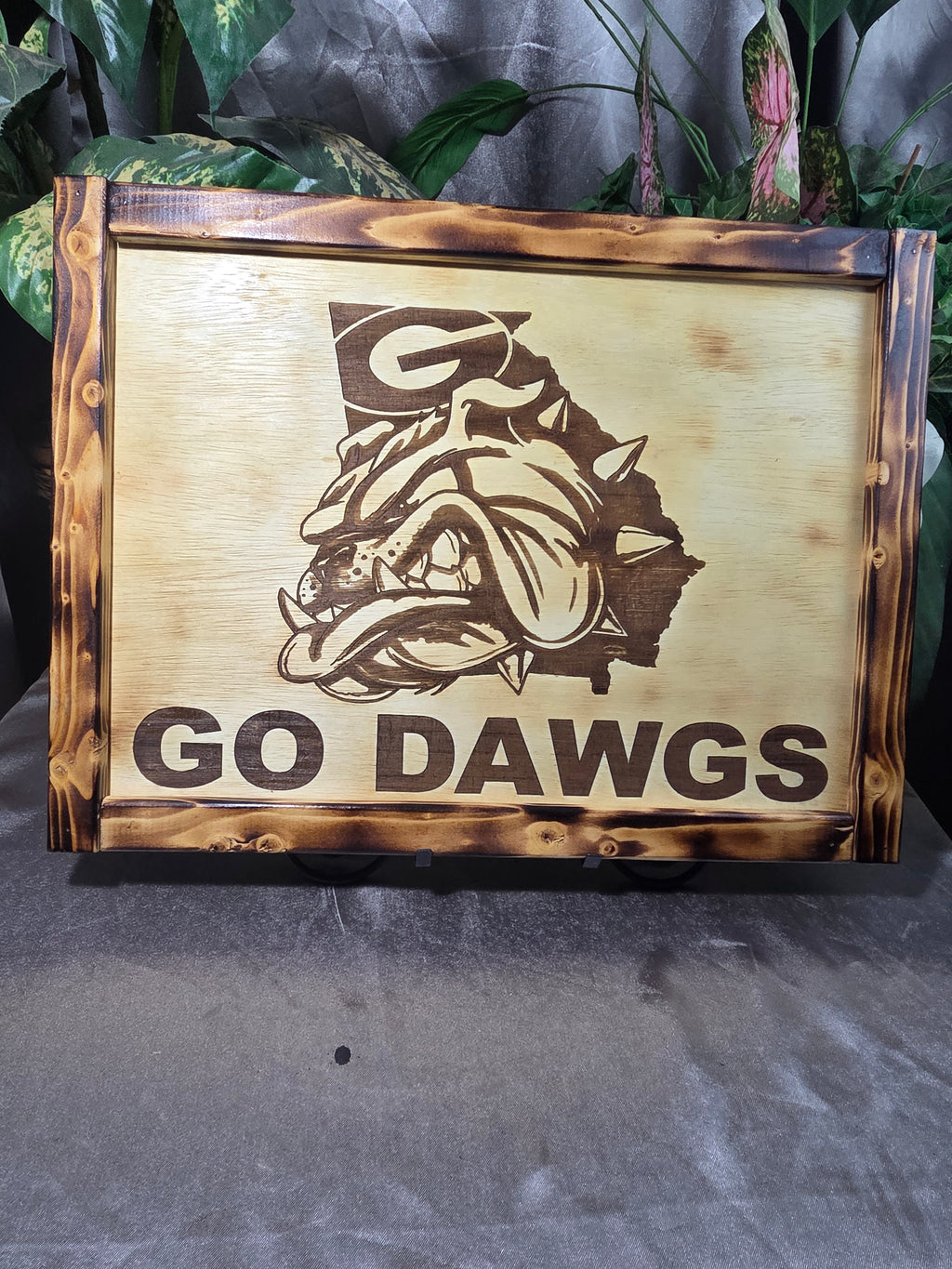 🔥 Handmade “Go Dawgs” Rustic Wall Art – One of a Kind 🔥 - Blueye Designs