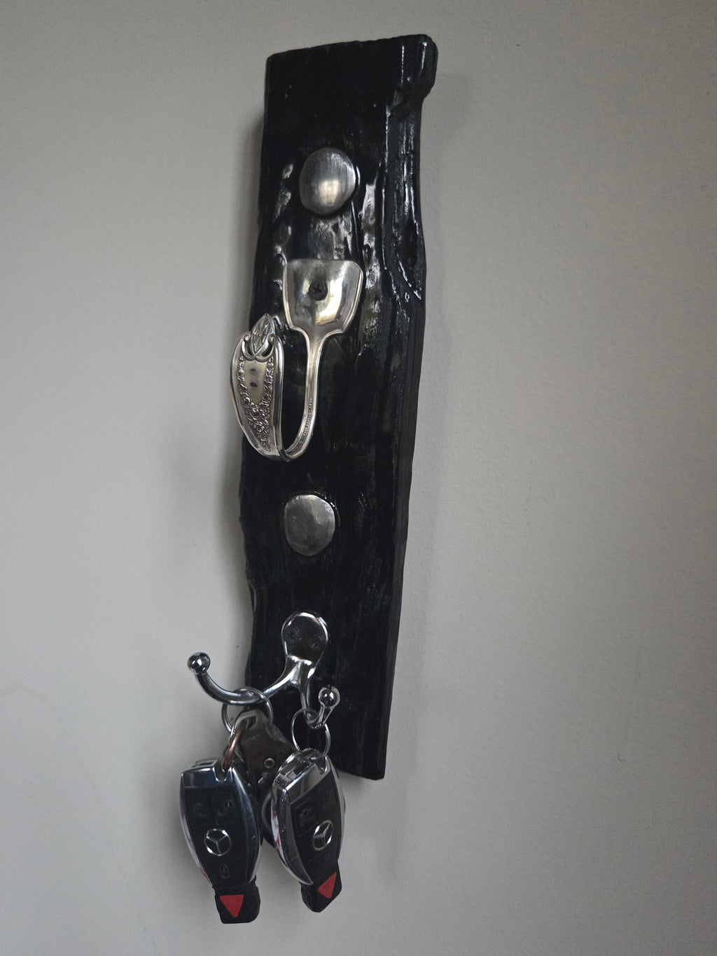 Handmade Driftwood Luxury Coat & Key Hanger – Epoxy Finish w/ Silver Hooks