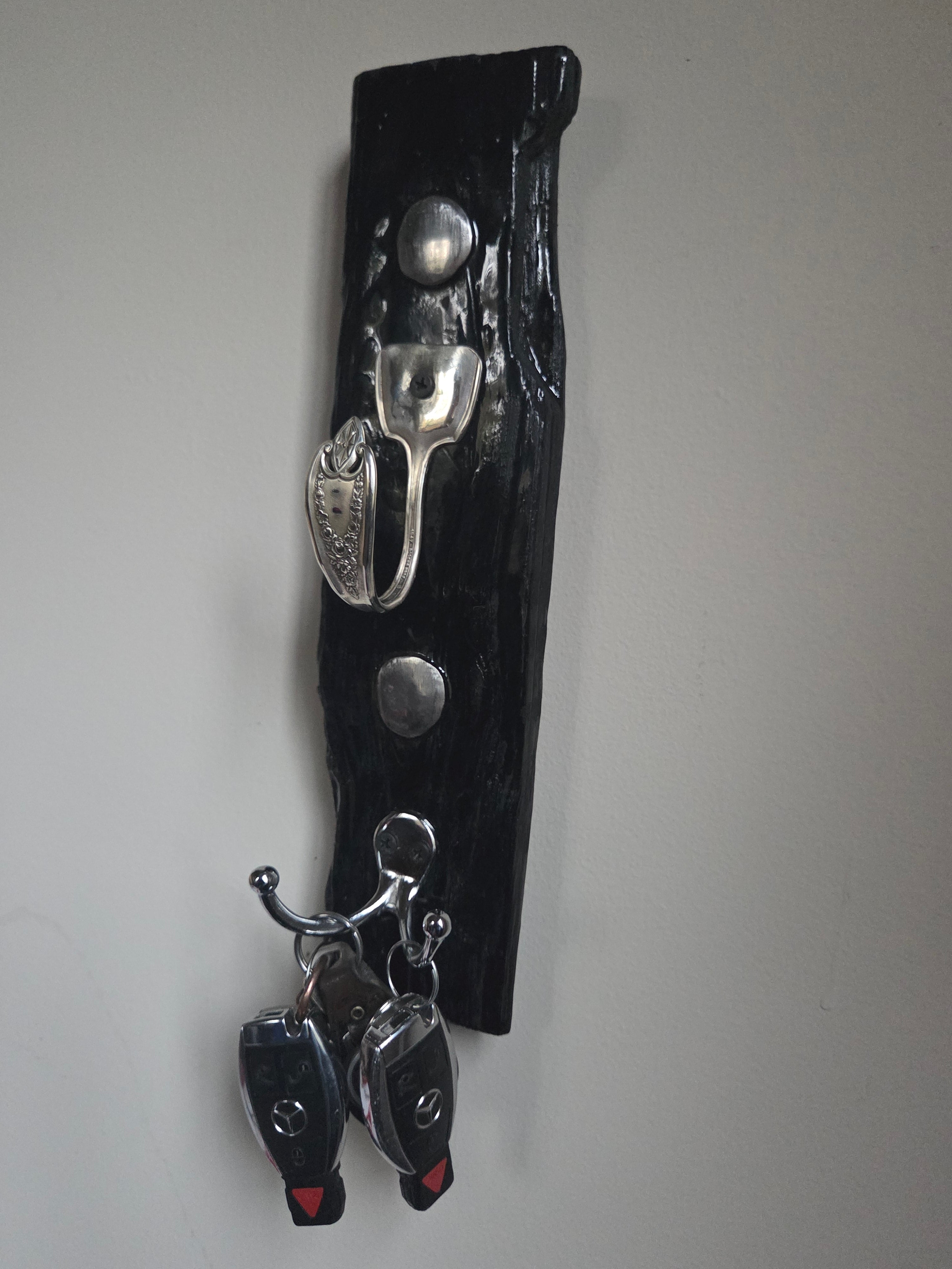 Handmade Driftwood Luxury Coat & Key Hanger – Epoxy Finish w/ Silver Hooks